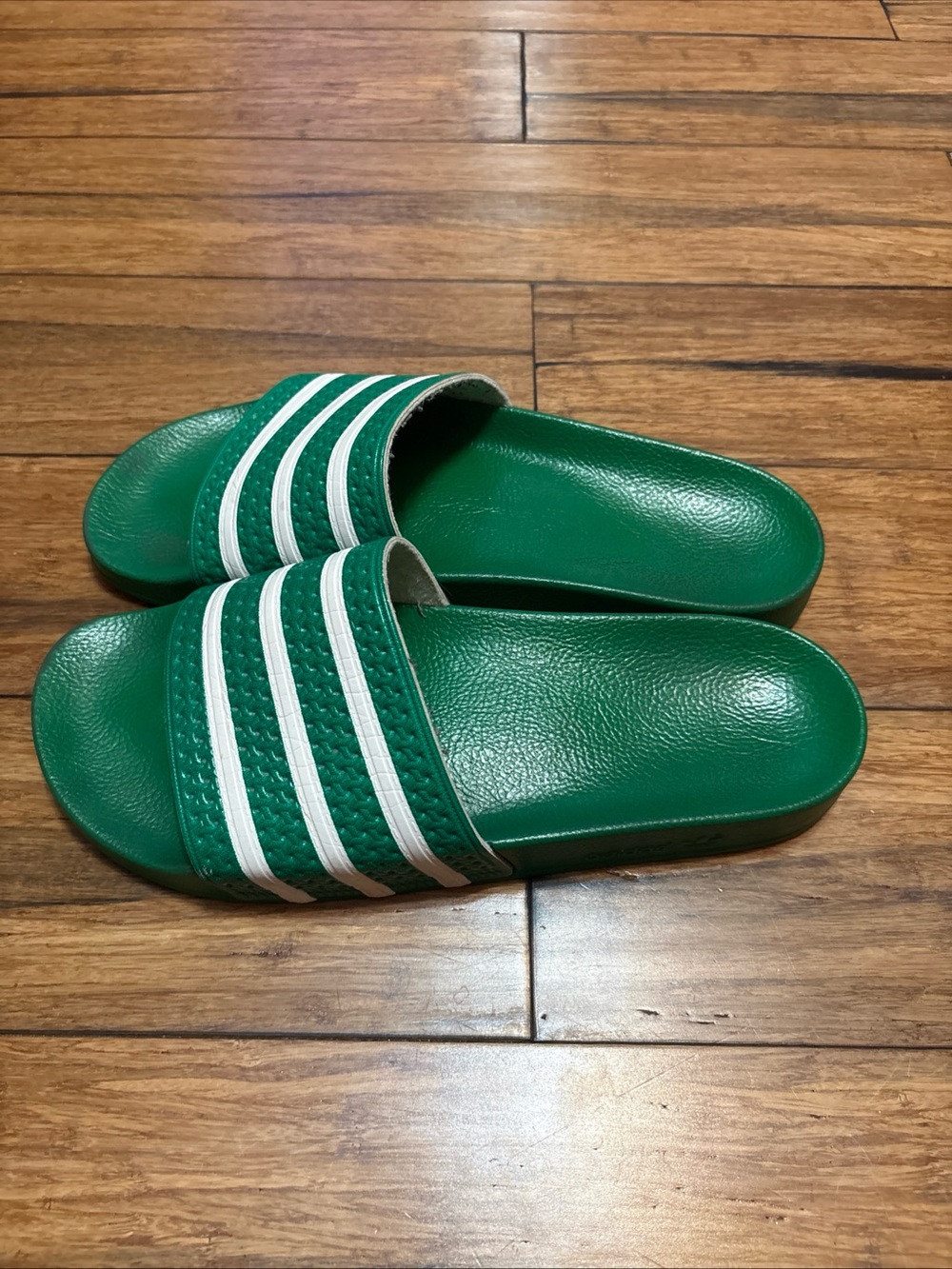 adidas Adilette Men's Slide Sandals Green White Striped Comfort Synthetic Sz 12 - Picture 3 of 13
